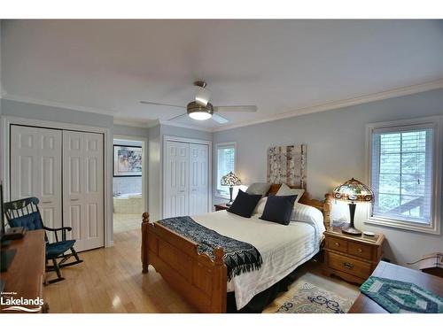 20 53Rd Street S, Wasaga Beach, ON - Indoor Photo Showing Bedroom