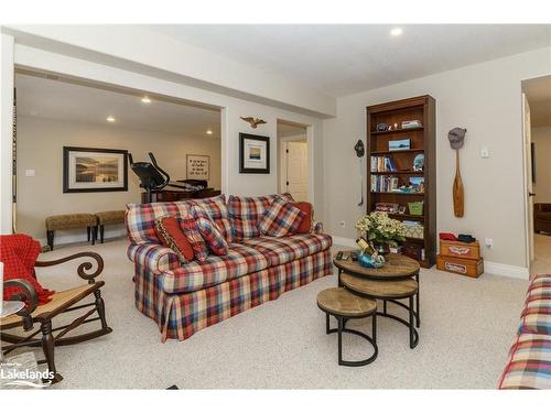 48 Estate Drive, Port Carling, ON - Indoor Photo Showing Living Room