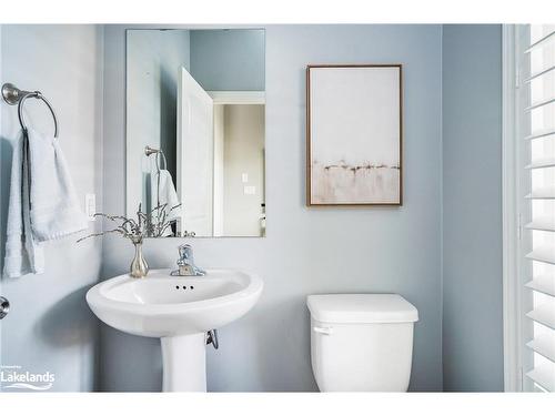 7 Hughes Street, Collingwood, ON - Indoor Photo Showing Bathroom