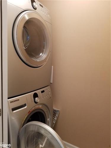 50 Drummond Drive, Penetanguishene, ON - Indoor Photo Showing Laundry Room