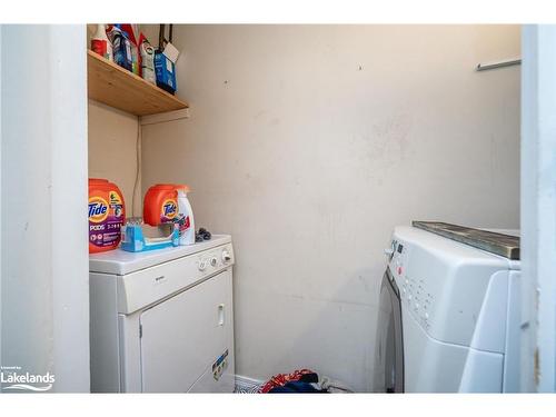 116 Richard Street, Victoria Harbour, ON - Indoor Photo Showing Laundry Room