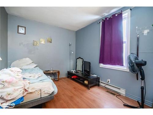116 Richard Street, Victoria Harbour, ON - Indoor Photo Showing Bedroom