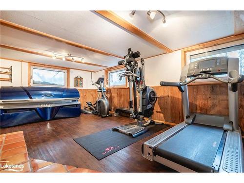 3224 Line 7 N, Oro-Medonte, ON - Indoor Photo Showing Gym Room