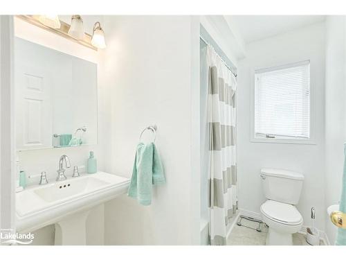 45 Dyer Drive, Wasaga Beach, ON - Indoor Photo Showing Bathroom