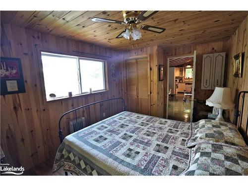 121 Healey Lake, Mactier, ON - Indoor Photo Showing Bedroom