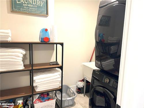 118 Black Willow Crescent, The Blue Mountains, ON - Indoor Photo Showing Laundry Room