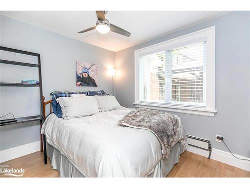 36 Rosemary Road, Tiny, ON - Indoor Photo Showing Bedroom