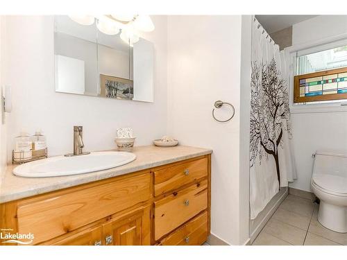 36 Rosemary Road, Tiny, ON - Indoor Photo Showing Bathroom
