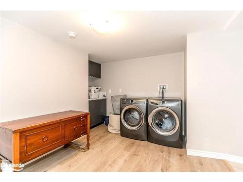 36 Rosemary Road, Tiny, ON - Indoor Photo Showing Laundry Room