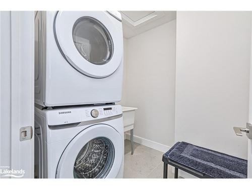 214 Courtland Street, The Blue Mountains, ON - Indoor Photo Showing Laundry Room