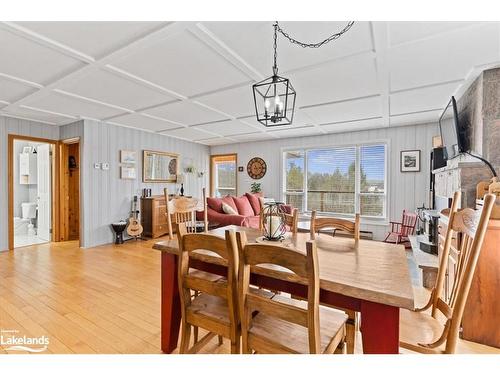 1023 Cove Road, Utterson, ON - Indoor Photo Showing Dining Room