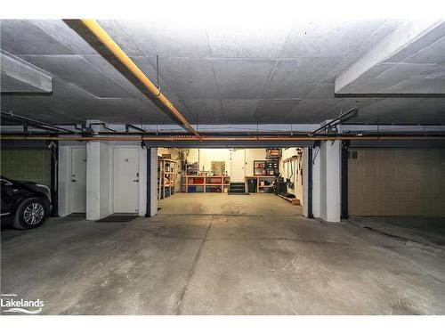 12 Wheelhouse Crescent, Collingwood, ON - Indoor Photo Showing Garage