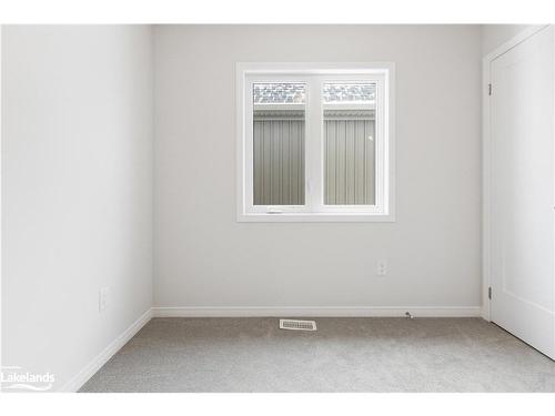18 Albany Street, Collingwood, ON - Indoor Photo Showing Other Room