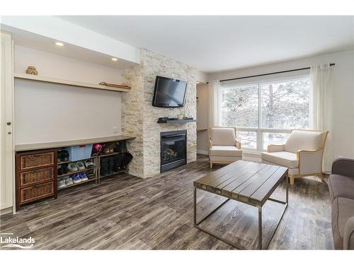 55 - 204-1235 Deerhurst Drive, Huntsville, ON - Indoor Photo Showing Living Room With Fireplace