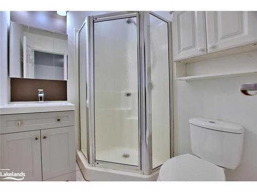 2A Silver Birch Avenue, Wasaga Beach, ON - Indoor Photo Showing Bathroom