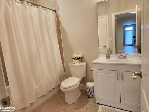 40 Waterview Road, Wasaga Beach, ON - Indoor Photo Showing Bathroom