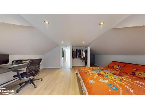 1008 Matabanick Road, Algonquin Highlands, ON - Indoor Photo Showing Bedroom