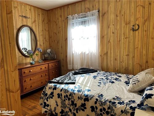28 Jay Street, Port Elgin, ON - Indoor Photo Showing Bedroom