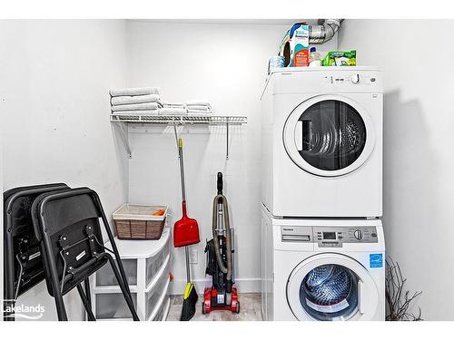 201-10 Beckwith Lane, The Blue Mountains, ON - Indoor Photo Showing Laundry Room