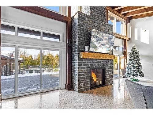 201-10 Beckwith Lane, The Blue Mountains, ON - Indoor With Fireplace