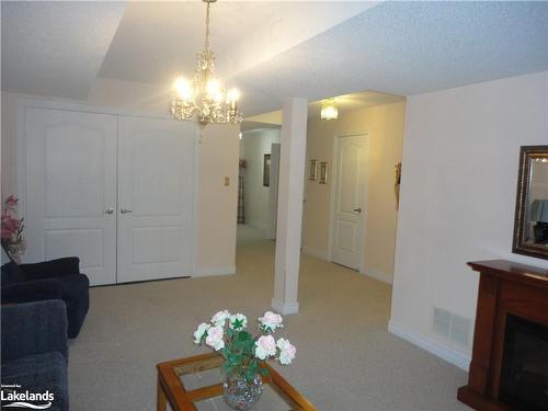 33 Royal Beech Drive, Wasaga Beach, ON - Indoor Photo Showing Other Room