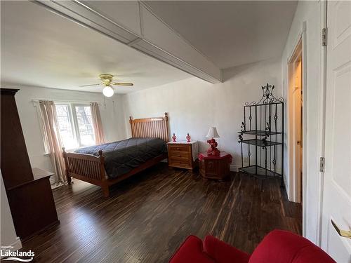 35 River Street, Coldwater, ON - Indoor Photo Showing Bedroom
