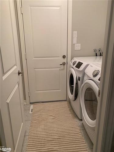 12 Robbie Way, Collingwood, ON - Indoor Photo Showing Laundry Room
