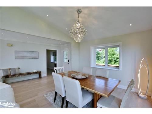 1 Oliver Crescent, Collingwood, ON - Indoor Photo Showing Dining Room