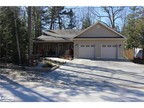 52 29Th Street N, Wasaga Beach, ON - Outdoor With Facade