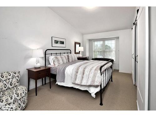 113-150 Victoria Street South Street S, Thornbury, ON - Indoor Photo Showing Bedroom