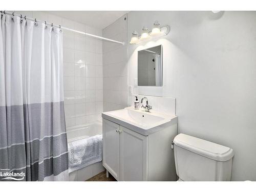 113-150 Victoria Street South Street S, Thornbury, ON - Indoor Photo Showing Bathroom