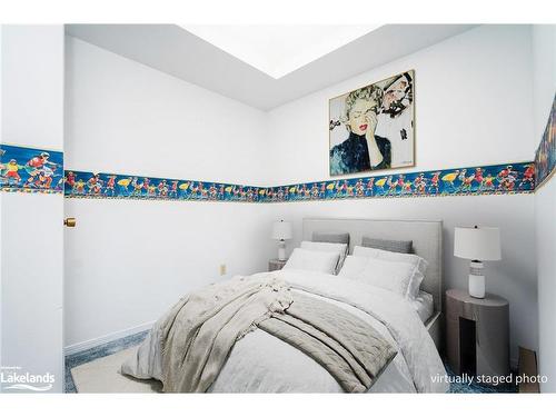 156 Santos Lane, Wasaga Beach, ON - Indoor Photo Showing Bedroom