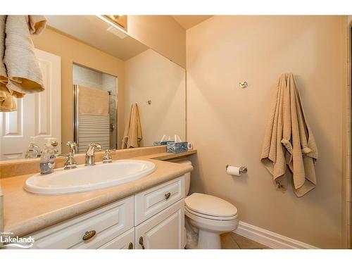 656 Johnston Park Avenue, Collingwood, ON - Indoor Photo Showing Bathroom