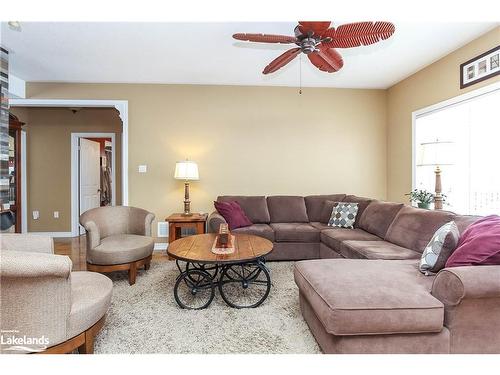 55 Maple Drive, Wasaga Beach, ON - Indoor Photo Showing Living Room