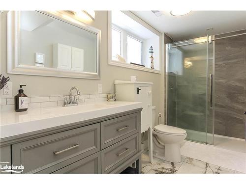 55 Maple Drive, Wasaga Beach, ON - Indoor Photo Showing Bathroom