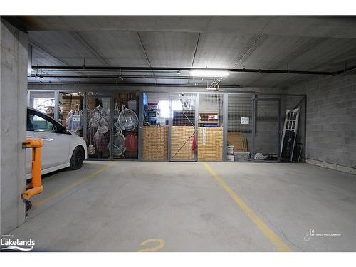 215-91 Raglan Street, Collingwood, ON - Indoor Photo Showing Garage