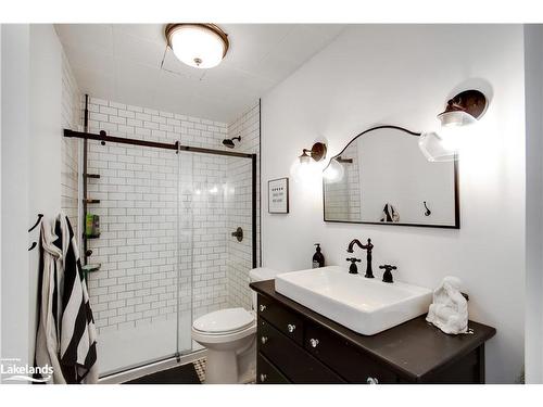1384 Browning Island, Bracebridge, ON - Indoor Photo Showing Bathroom