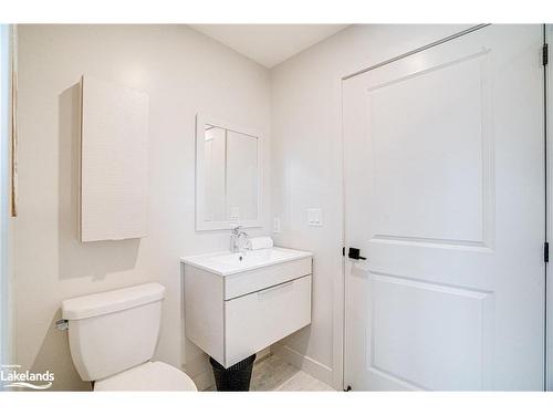 207-12 Beckwith Lane, The Blue Mountains, ON - Indoor Photo Showing Bathroom