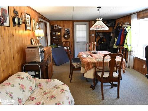 1336 Minnicock Lake Road, Haliburton, ON - Indoor Photo Showing Dining Room