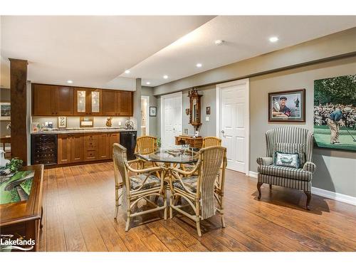 65 Mourning Dove Trail, Tiny, ON - Indoor Photo Showing Dining Room