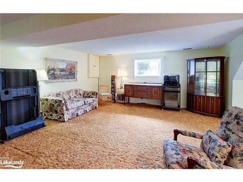 34 Centennial Heights Court, Meaford, ON - Indoor Photo Showing Other Room
