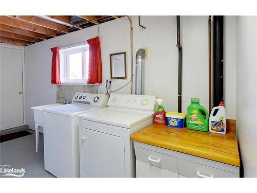 34 Centennial Heights Court, Meaford, ON - Indoor Photo Showing Laundry Room