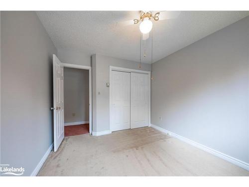 10 Eady Station Road, Oro-Medonte, ON - Indoor Photo Showing Other Room