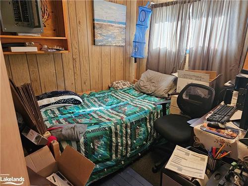 34 67Th Street N, Wasaga Beach, ON - Indoor Photo Showing Bedroom