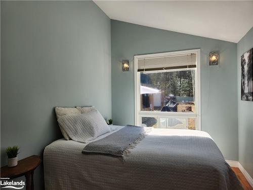 1287 Hamilton Road, Minden Hills, ON - Indoor Photo Showing Bedroom