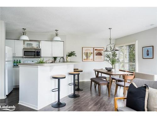 789 Johnston Park Avenue, Collingwood, ON - Indoor Photo Showing Kitchen
