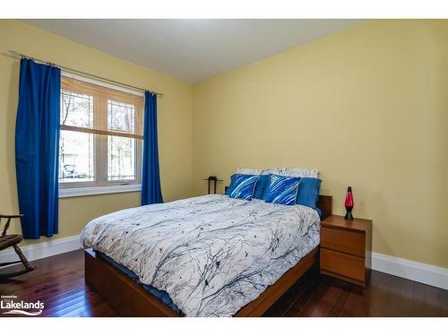 58 Bellehumeur Road, Tiny, ON - Indoor Photo Showing Bedroom