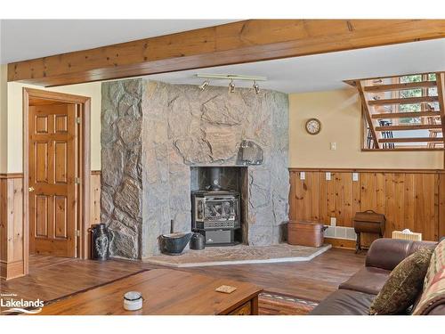 1611 Peninsula Road, Port Carling, ON - Indoor Photo Showing Living Room With Fireplace