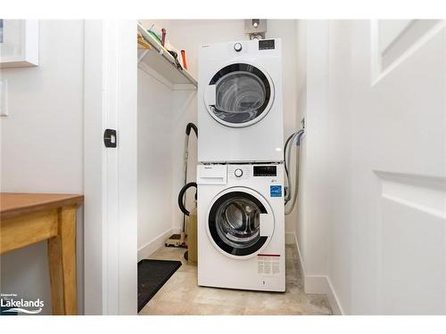 205-13 Beausoleil Lane, The Blue Mountains, ON - Indoor Photo Showing Laundry Room