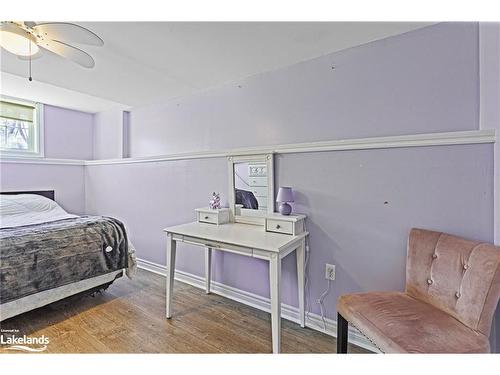 65 Oriole Crescent, Wasaga Beach, ON - Indoor Photo Showing Bedroom